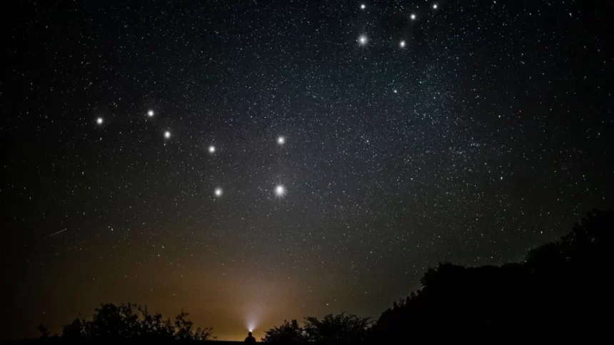 Céu de janeiro terá chuva de meteoros, cometa e mais