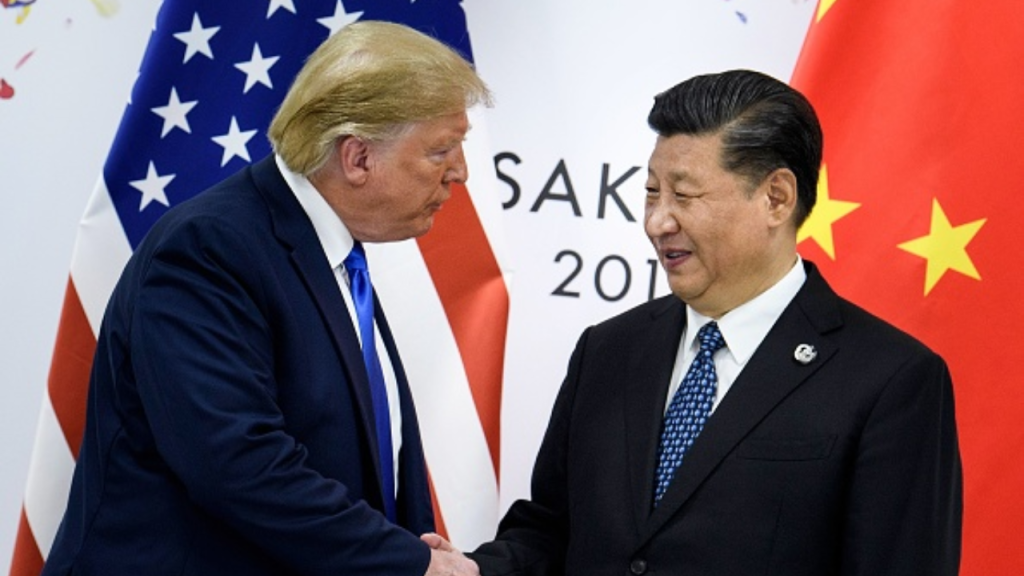 Donald Trump e Xi Jinping discutem acordo comercial por telefone