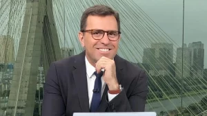 Globo pede retirada de imagens de Bocardi em afiliadas, após demissão do jornalista