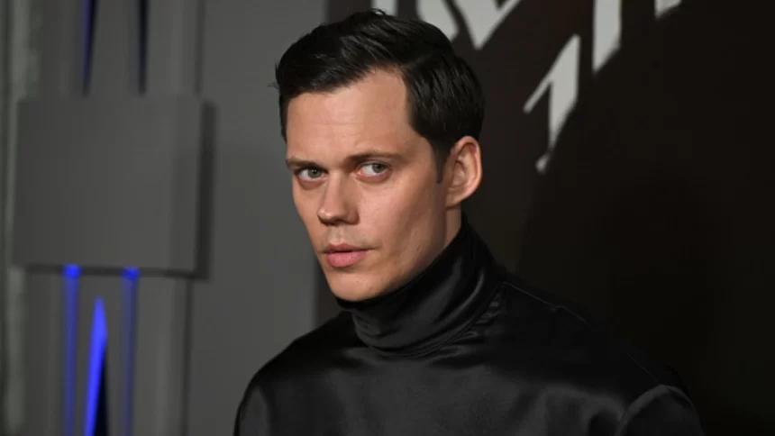 Bill Skarsgård em evento de "Nosferatu"