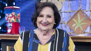 Dona Déa Lucia tem alta após passar por cirurgia no joelho