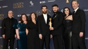 Globo de ouro: Bebê Rena vence a categoria de serie limitada