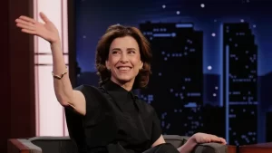 Fernanda Torres se manifesta em defesa de Karla Sofía Gascón