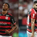 Jogadores Carlinhos e Pablo, ambos de saída do Flamengo, em campo defendendo a camisa do clube em 2024