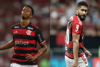 Jogadores Carlinhos e Pablo, ambos de saída do Flamengo, em campo defendendo a camisa do clube em 2024