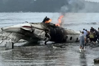 Imagem do jatinho após explosão em Ubatuba