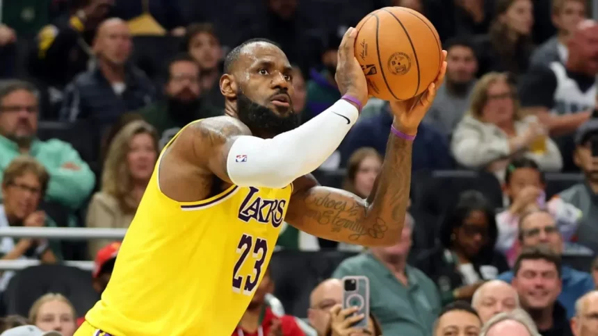 LeBron James se tornou o jogador com mais jogos de 30 pontos na história da NBA, superando o recorde de Michael Jordan