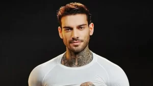 Lucas Lucco retorna aos palcos após pausa na carreira