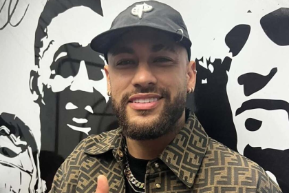 Neymar Jr. está de volta ao Santos