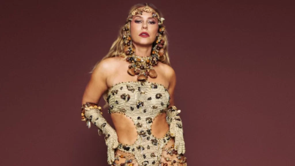 Paolla Oliveira brilha como Herondina e encanta em ensaio da Grande Rio