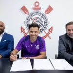 Romero segue no Corinthians após cumprir cláusula de renovação automática