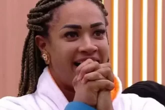 Participante Aline após conquistar a liderança no BBB 25