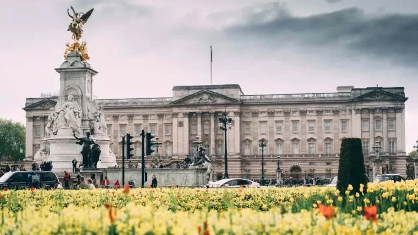 Exposição no Palácio de Buckingham celebra o glamour da era eduardiana