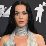 Katy Perry divulga novas datas e locais para sua série de shows global