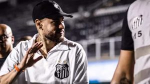 Santos espera retorno de Neymar na quarta-feira na Vila Belmiro