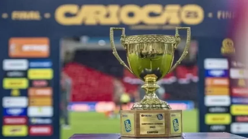 Foto destaque: Troféu do Campeonato Carioca levará o nome de Zico em 2025. (Reprodução/Marcelo Cortes/Flamengo)