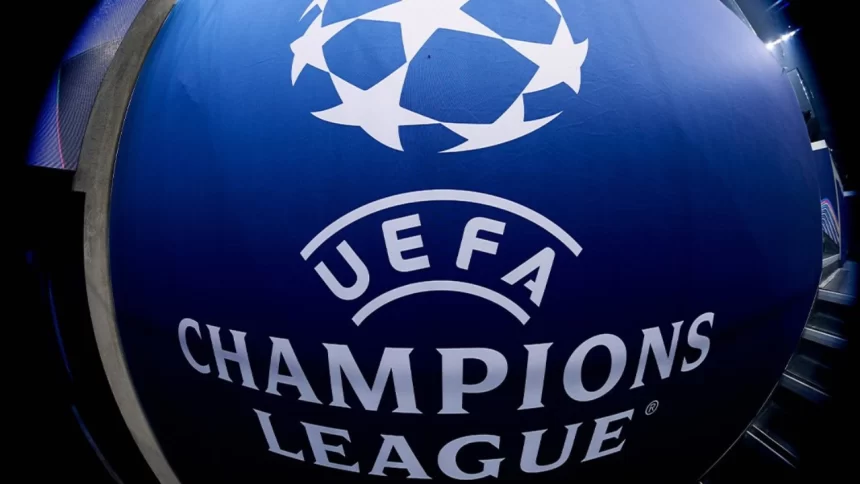 A Uefa realiza, nesta sexta-feira, o sorteio que determinará os confrontos dos playoffs da Champions League 2024/25. A cerimônia ocorrerá na Suíça e definirá as disputas entre os clubes classificados para essa fase, com jogos de ida e volta a serem disputados em fevereiro