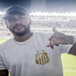 Neymar retorna ao Santos após 12 anos.