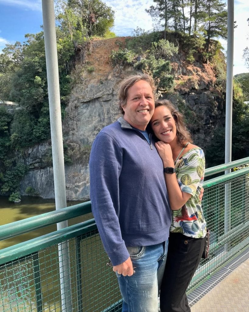 Adriana Birolli e Ivan Zettel  em um dos passeios do casal 