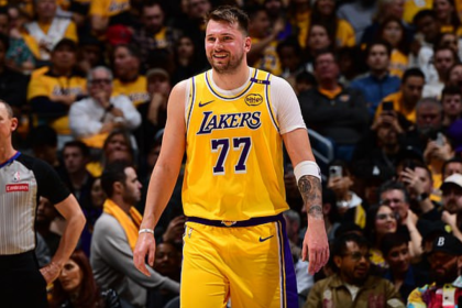 Luka Doncic em sua estreia pelo Lakers (foto: reprodução/Lakers Brasil)