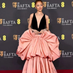 BAFTA 2025: celebridades brilham no tapete vermelho