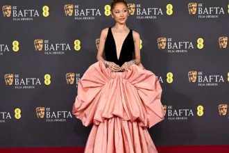 BAFTA 2025: celebridades brilham no tapete vermelho