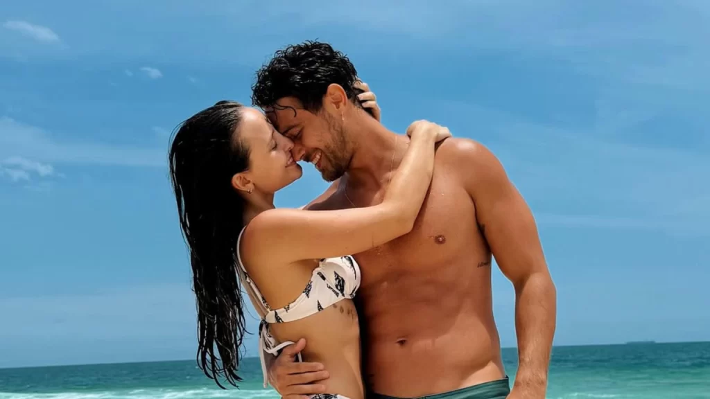 Larissa Manoela e André Luiz