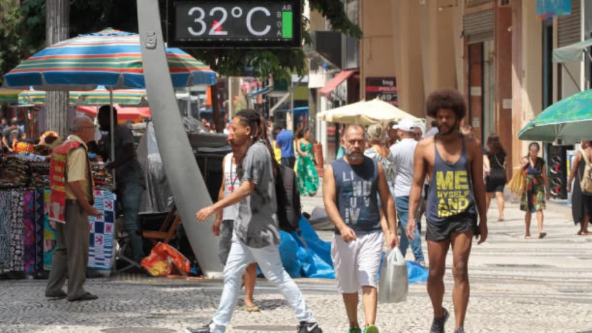 Onda de calor e chuvas marcam o domingo em diversas regiões do Brasil