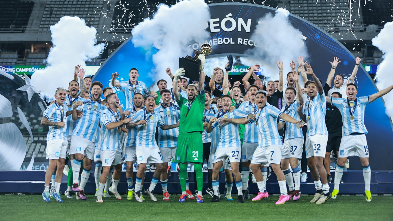 Racing supera o Botafogo e conquista título