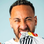 Neymar com a camisa do Santos