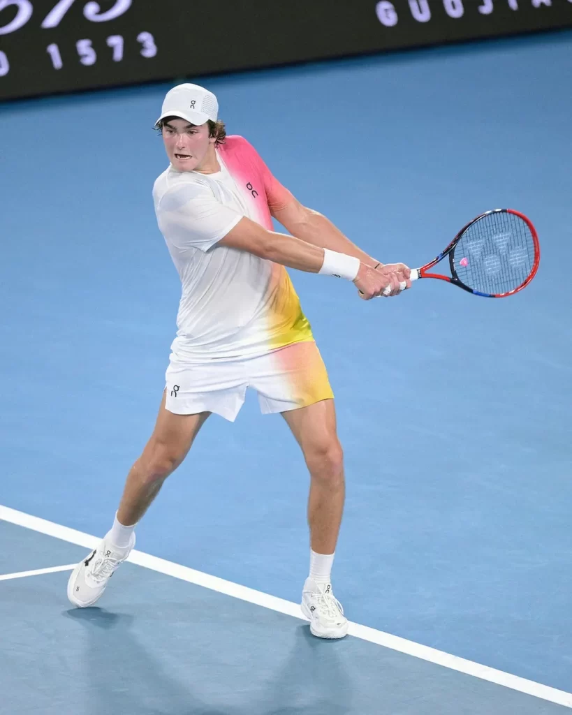 João Fonseca enfrentará o sérvio Laslo Djere na semifinal do ATP de Buenos Aires