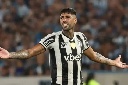 Botafogo busca virada contra o Racing pela Recopa