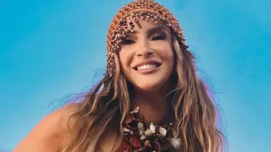 Claudia Leitte é vaiada no primeiro dia do carnaval de Salvador
