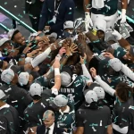 O Super Bowl LIX, realizado em 9 de fevereiro de 2025 no Caesars Superdome, em Nova Orleans, foi palco de uma vitória histórica para o Philadelphia Eagles, que derrotaram o Kansas City Chiefs por 40 a 22, conquistando seu segundo título da NFL