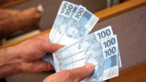 Falha do PIX causa transtorno e deixa usuários na mão