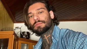 Lucas Lucco demonstra empatia por Whindersson Nunes