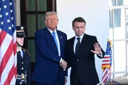 Macron faz correção a Trump sobre dinheiro enviado à Ucrânia