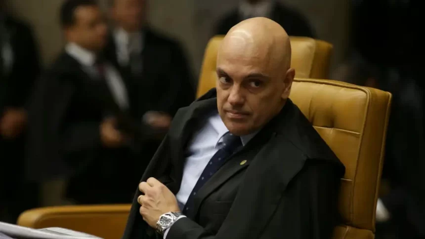 Ministro Alexandre de Moraes derruba sigilo de delação de Mauro Cid