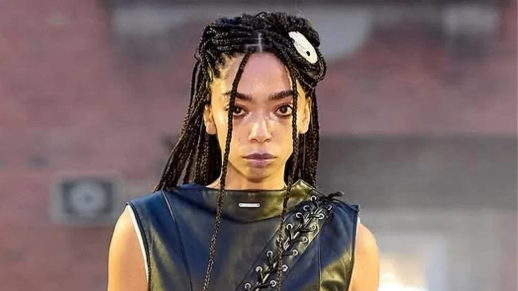 Estilo de beleza ‘messy girl’ é a aposta na Copenhagen Fashion Week