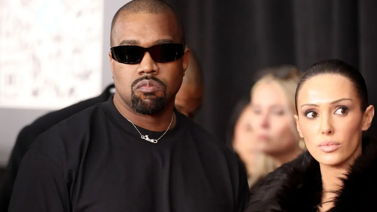 Kanye West e Bianca no tapete vermelho do Grammy