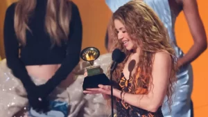 Shakira ganha categoria de “Melhor álbum pop latino”