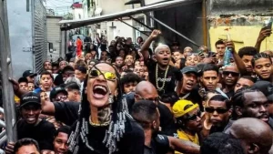 “Lei Anti-Oruam”: projeto avança no RJ para barrar artistas que fazem apologia ao crime