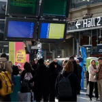 Lotação da estação Gare du Nord após cancelamento das atividades