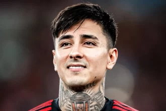 Erick Pulgar jogador do Flamengo renova contrato