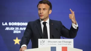 “Imperialista revisionista” diz Emmanuel Macron sobre Vladimir Putin 