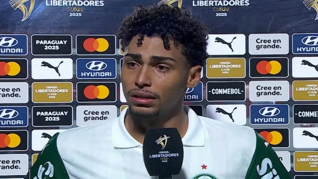 Foto destaque: Luighi deixa campo chorando após caso de racismo. (Reprodução/X/@Palmeiras)