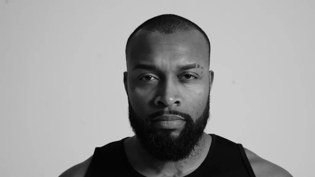 Nego Di conta sua história de superação e polêmicas no novo livro