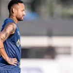 Santos monitora desconforto muscular de Neymar para evitar nova lesão