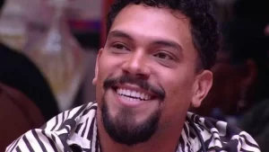 BBB 25: Vinícius ‘promete’ reviravolta no Paredão
