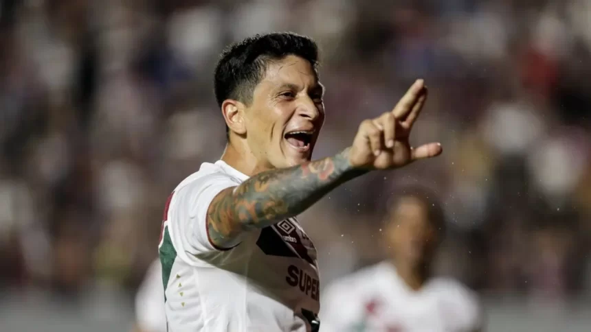 Germán Cano, atacante do Fluminense, atinge a marca de 101 gols pelo clube na vitória contra o Caxias pela Copa do Brasil. O jogador compartilhou suas ambições para o futuro, demonstrando o desejo de seguir fazendo história no Fluminense e buscar mais títulos em 2025